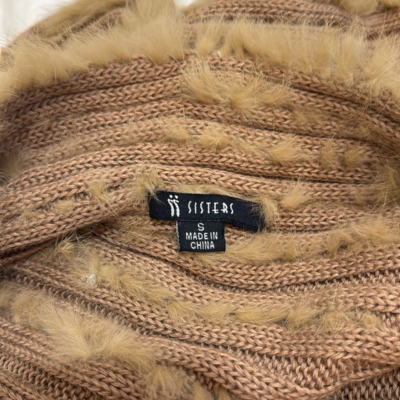 Sisters rabbit fur fringe knit vest size S - Picture 7 of 7